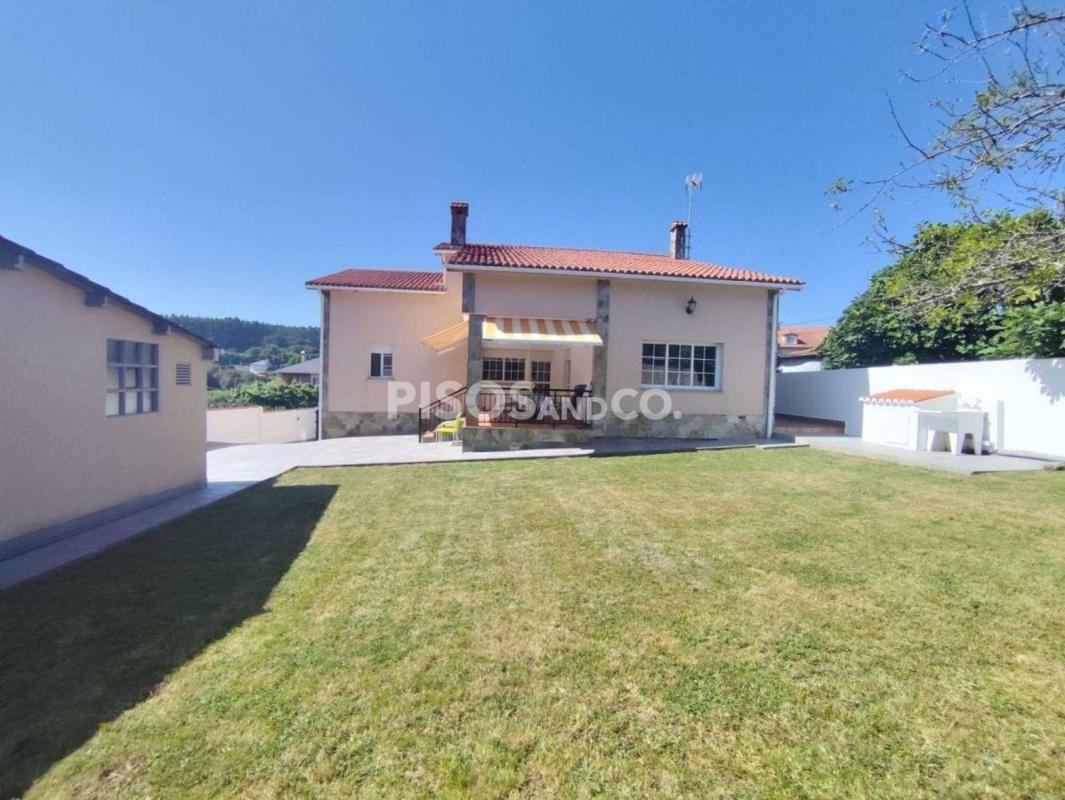 Venta de chalet independiente en Calle Real, Oleiros
photo 1