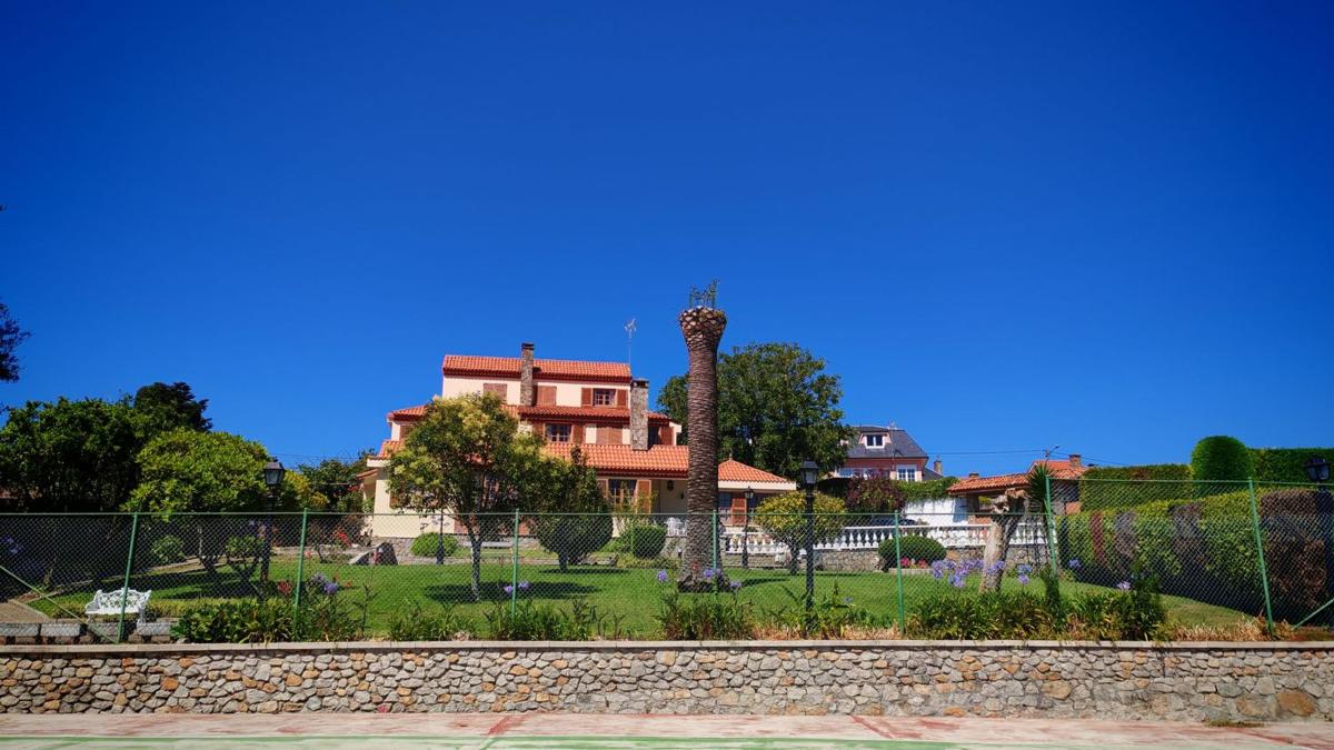 Venta de chalet independiente en Calle Riveiro, 12, Oleiros
photo 1