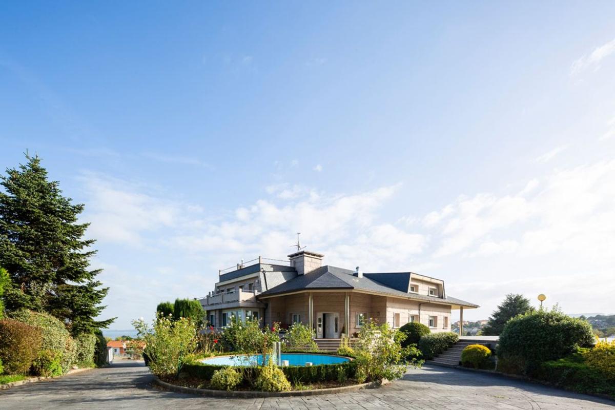 Sale of independent chalet in Bergondo, Bergondo
photo 1