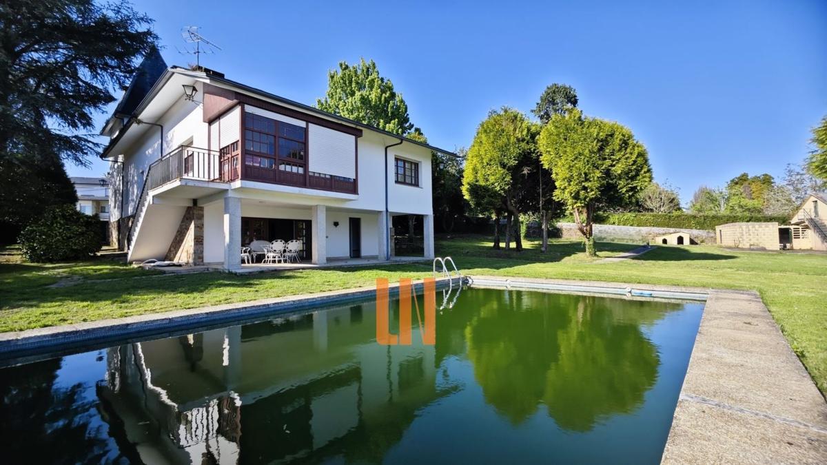 Venta de chalet independiente en Avenida Miguel Hernández, Oleiros
 photo 2