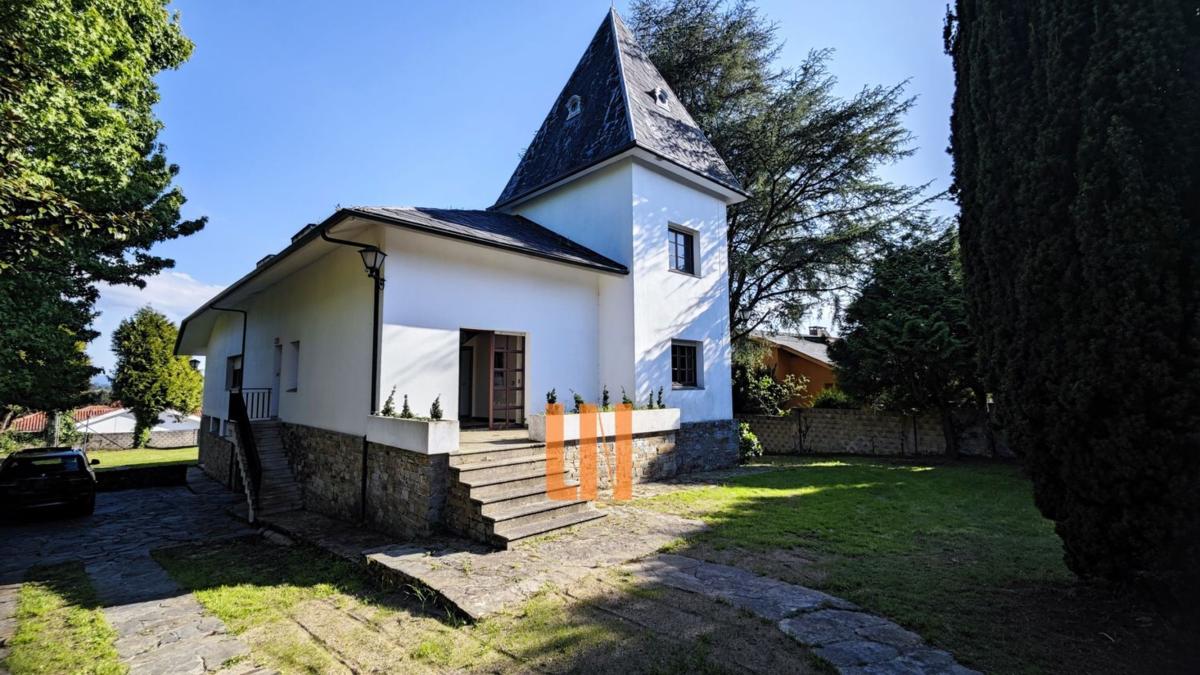 Venta de chalet independiente en Avenida Miguel Hernández, Oleiros
 photo 5