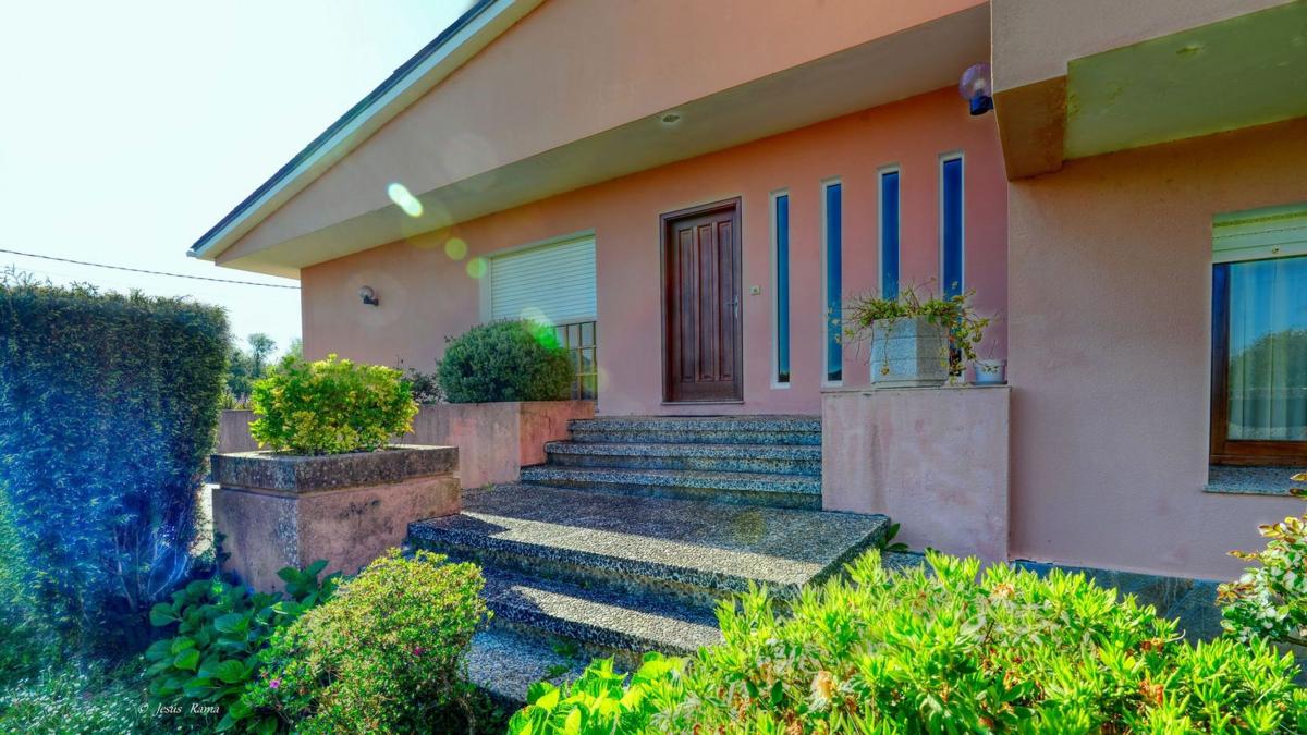 Venta de chalet independiente en Calle Subiña, Oleiros
photo 1