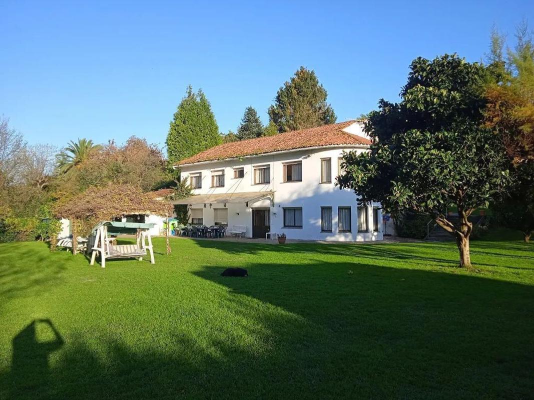 Venta de chalet independiente en Bergondo, Bergondo
photo 1