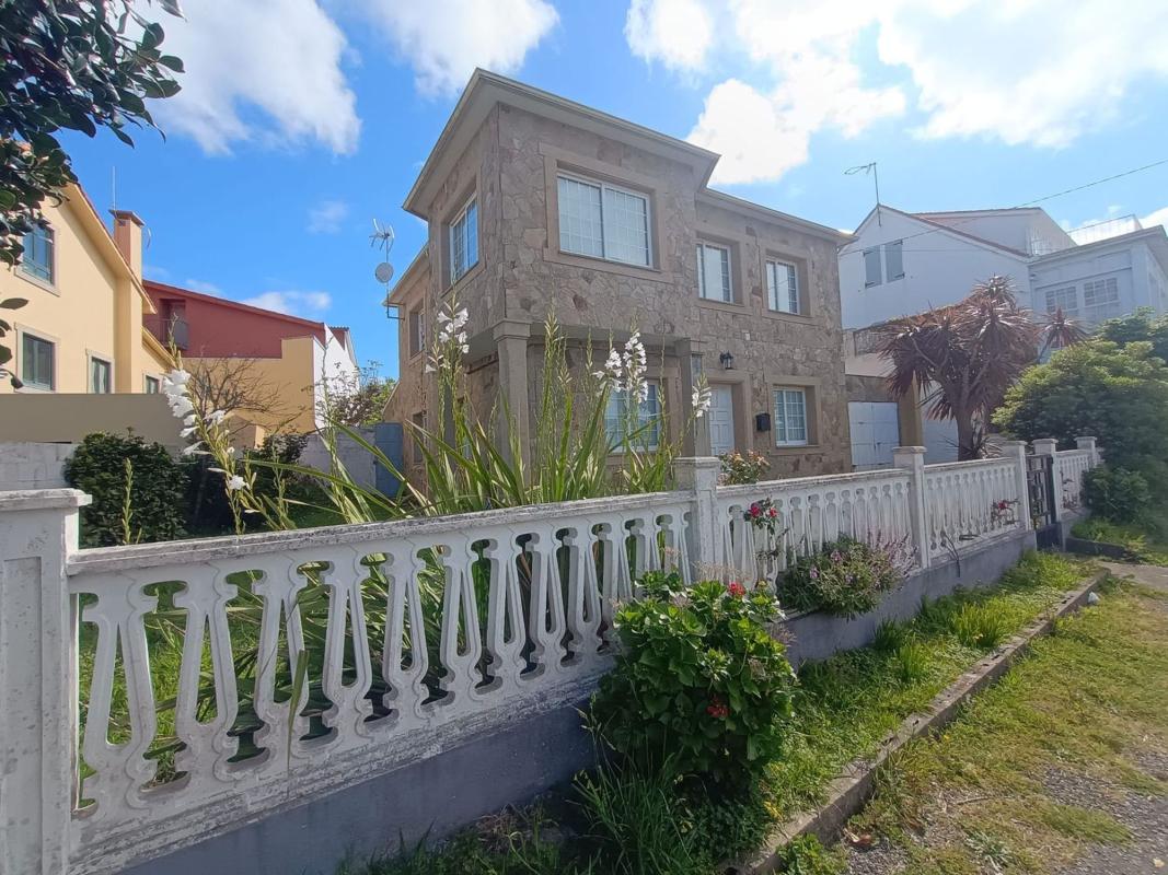 Venta de chalet independiente en Maianca, Oleiros
photo 1