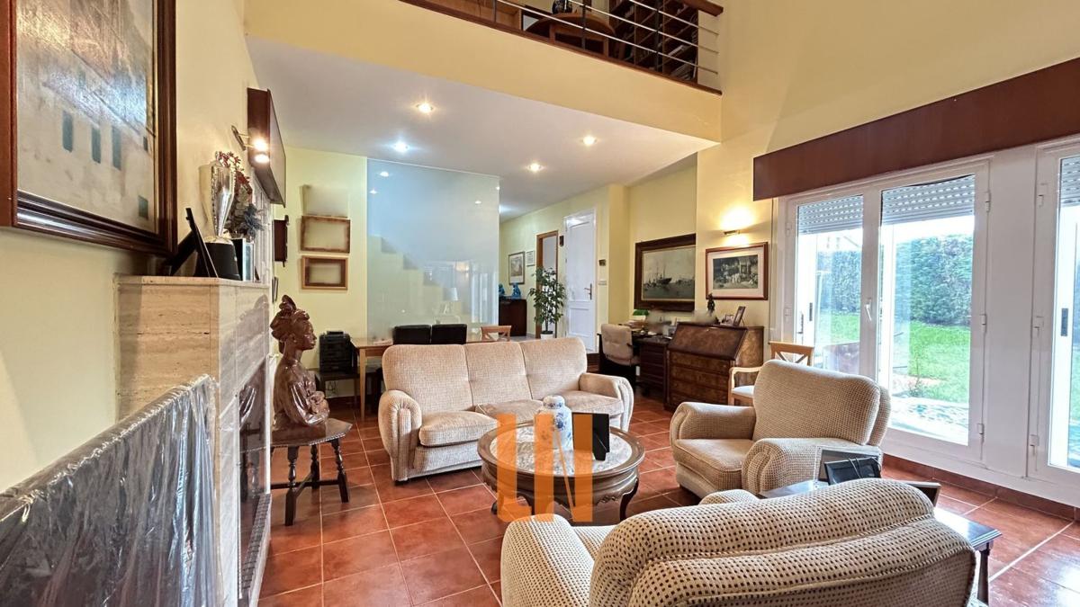 Venta de chalet independiente en Doctor fleming s/n, Oleiros
 photo 5