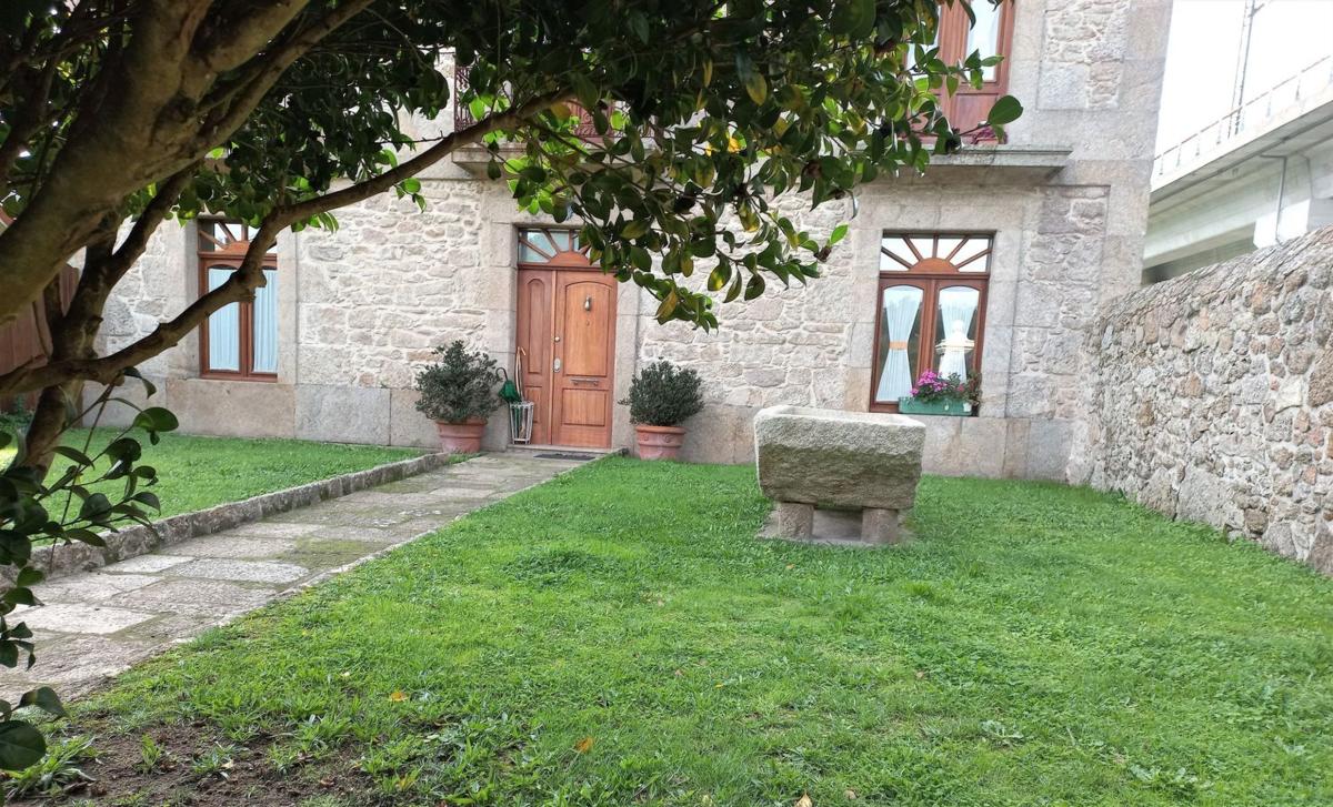 Properties for sale and rent in Spain photo 5