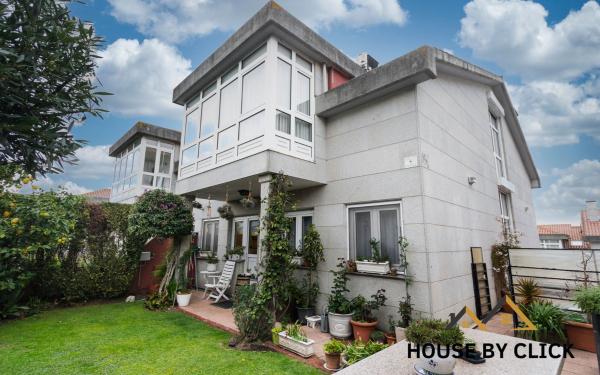 Chalet pareado en avenida Pasaxe photo 1
