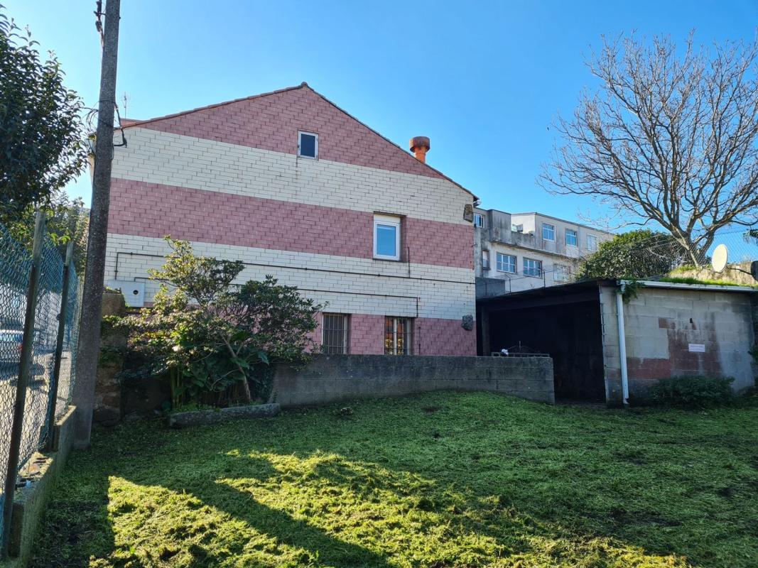 Sale of independent chalet in Travesía de Pastoriza, 127, Arteijo
photo 3