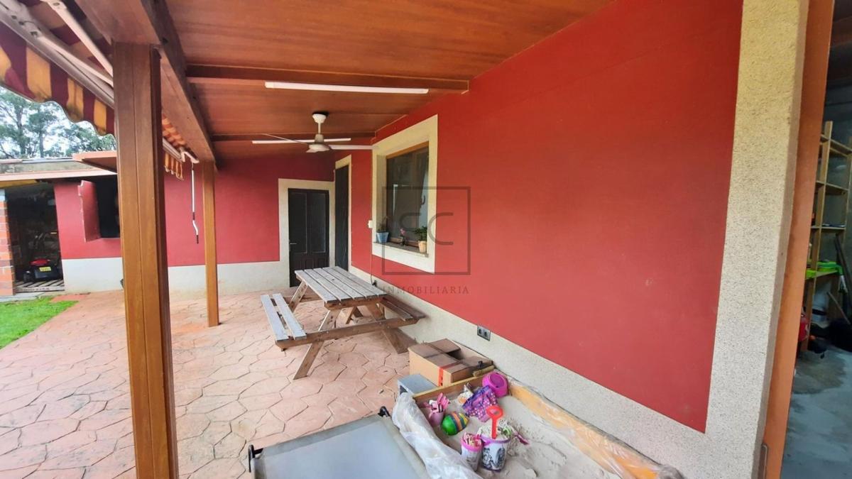 Venta de chalet adosado en Avenida Santa Maria , Neda photo 2