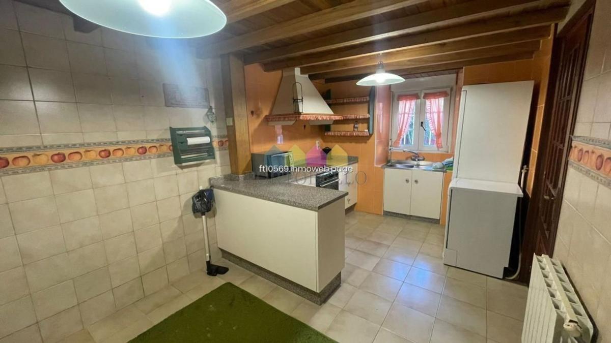 Sale of independent chalet in Catabois - Santa Mariña, Ferrol
photo 4