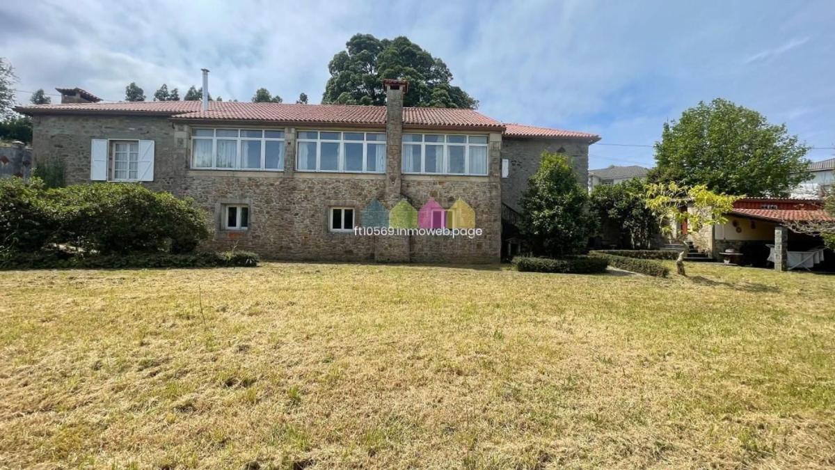 Venta de chalet independiente en San Mateo-Castro-O Val, Narón
photo 1