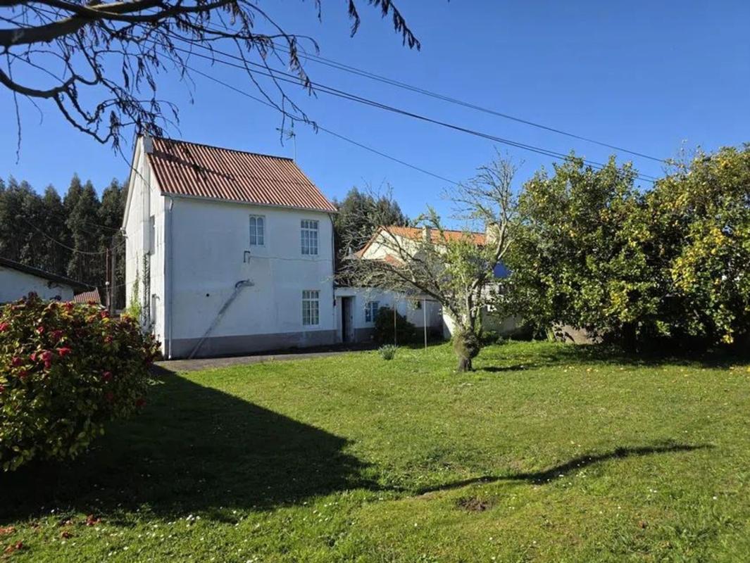 Продажа отдельного шале в Lugar Caneiro, Валдовиño photo 1