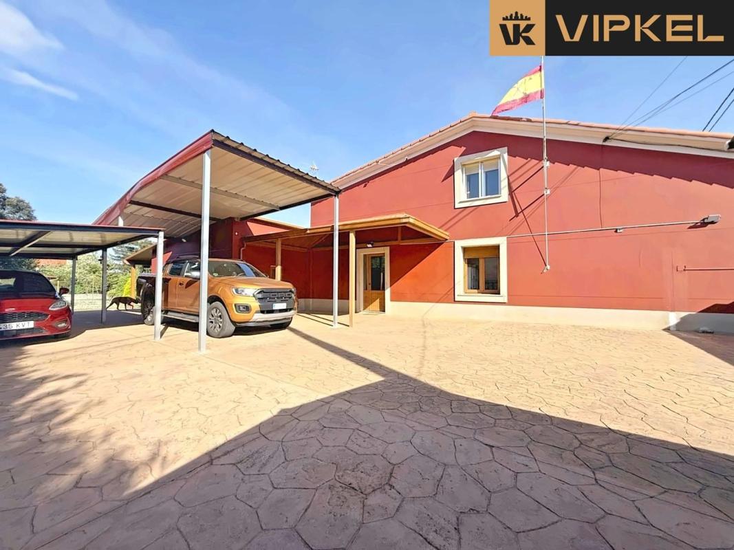 Sale of independent chalet in SANTA MARIA, Neda
photo 2