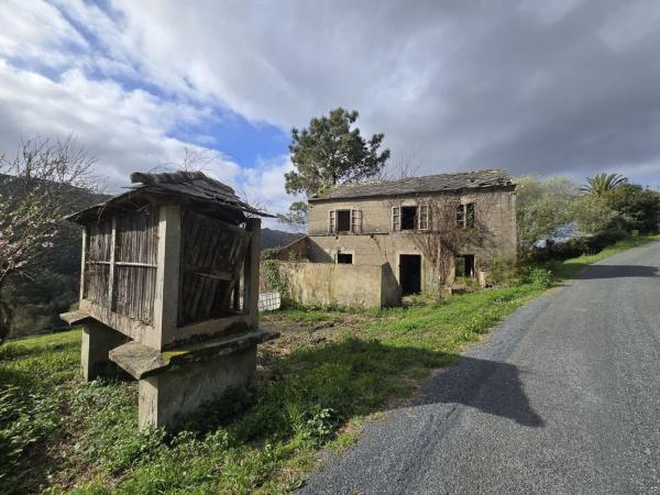 Casa de pueblo photo 1