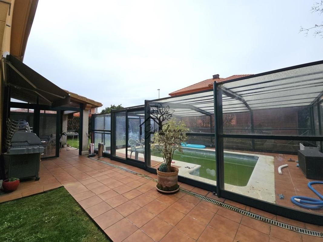Продажа отдельного шале в  Calle Cruz de Arriba, Ферроль photo 3