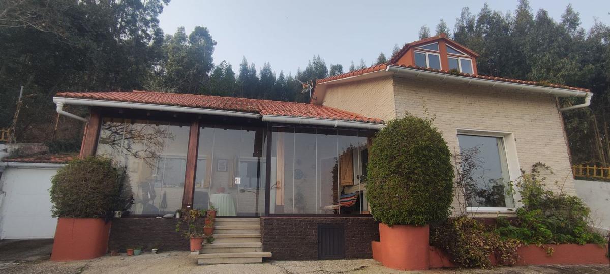Sprzedaż niezależnego domku jednorodzinnego w Aldea Montecuruto, Ferrol photo 1