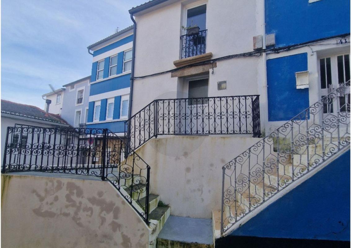 Venta de chalet adosado en Calle Real , Mugardos photo 1