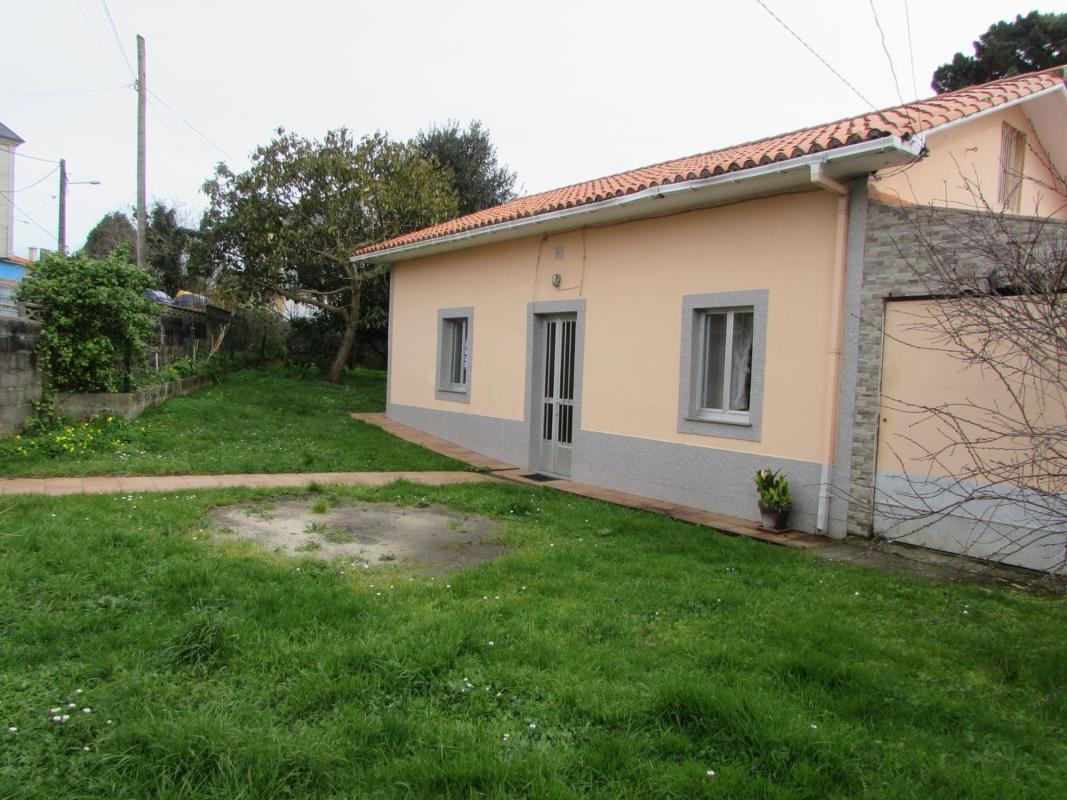 Venta de chalet independiente en Calle Mosteiro de Samos, 2, Narón
 photo 2