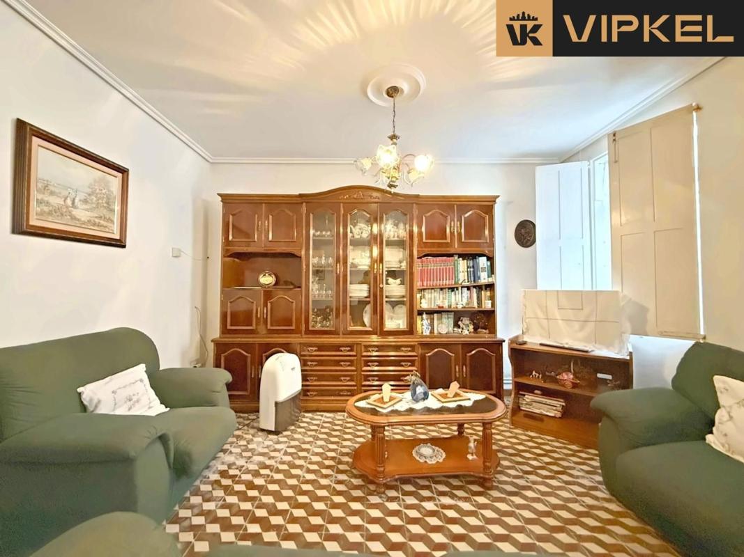 Properties for sale and rent in Spain photo 4