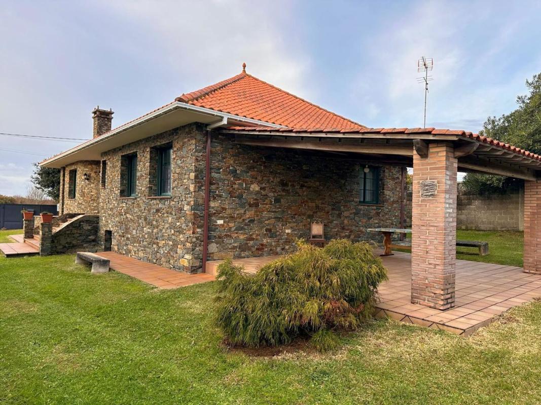 Venta de chalet independiente en Calle Robaleira, 17, Valdoviño
photo 4