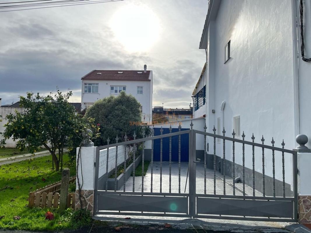 Venta de chalet independiente en Piñeiros-Freixeiro, Narón
 photo 2