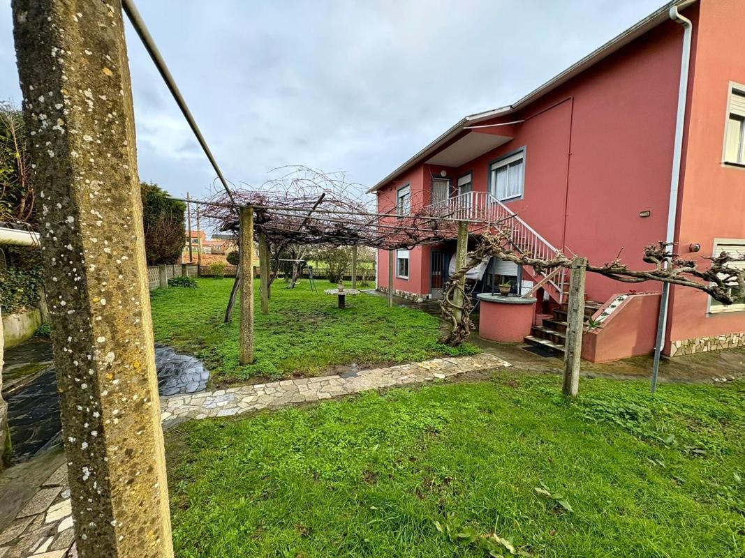 Venta de chalet independiente en RU MEDICO RAMON PIMENTEL, Ares
 photo 3