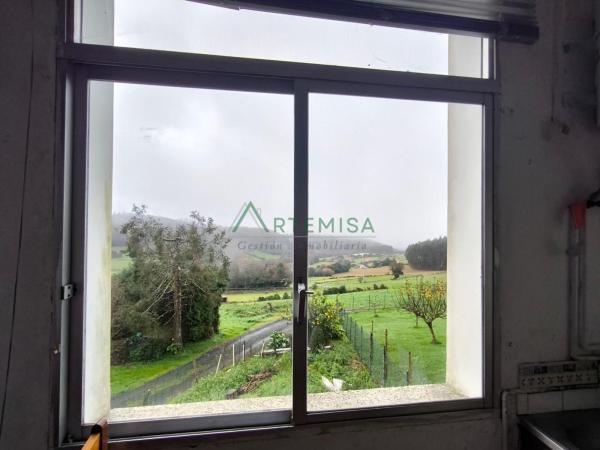 Casa independiente en Santa Mariña do Monte thumbnail 1