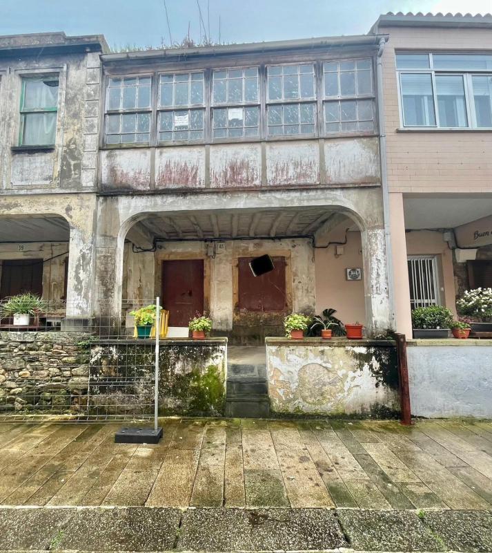Venta de chalet adosado en  Calle Real , Neda photo 2