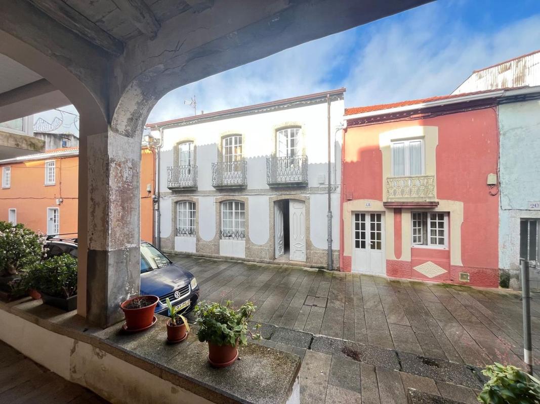 Venta de chalet adosado en  Calle Real , Neda photo 5