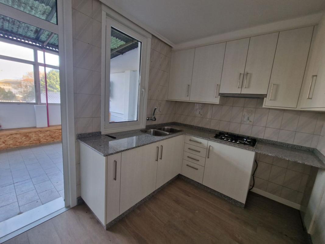 Venta de chalet adosado en  Camino de Cedeira, 32 , Narón photo 2