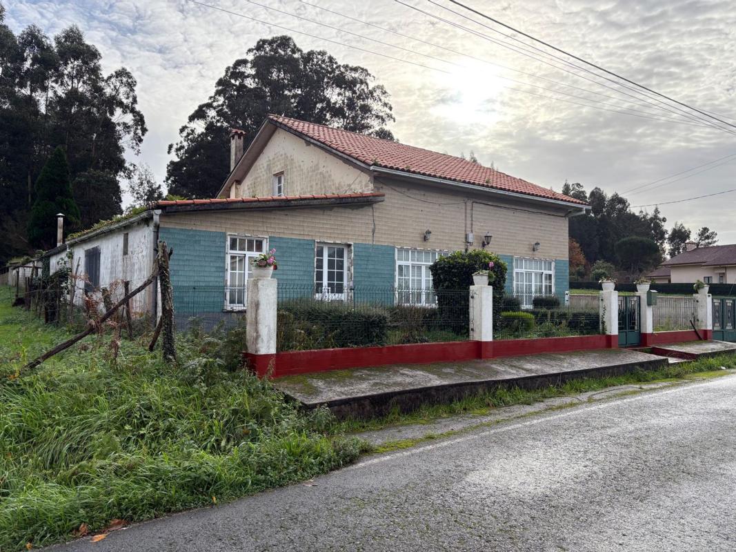 Venta de chalet independiente en Camino dos Bicas, Narón
photo 1