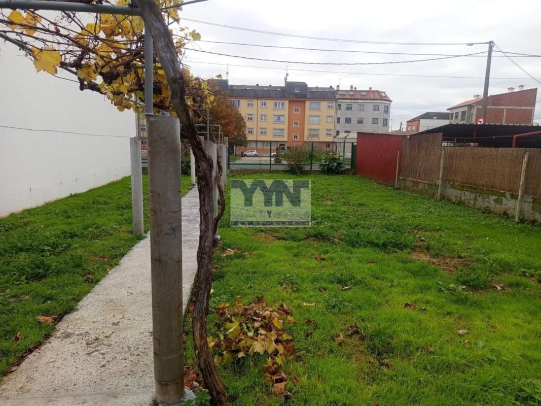 Продажа отдельного шале в  Piñeiros-Freixeiro, Нарон photo 5