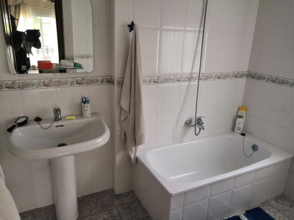 Casa independiente en calle María Mariño, 1 thumbnail 2
