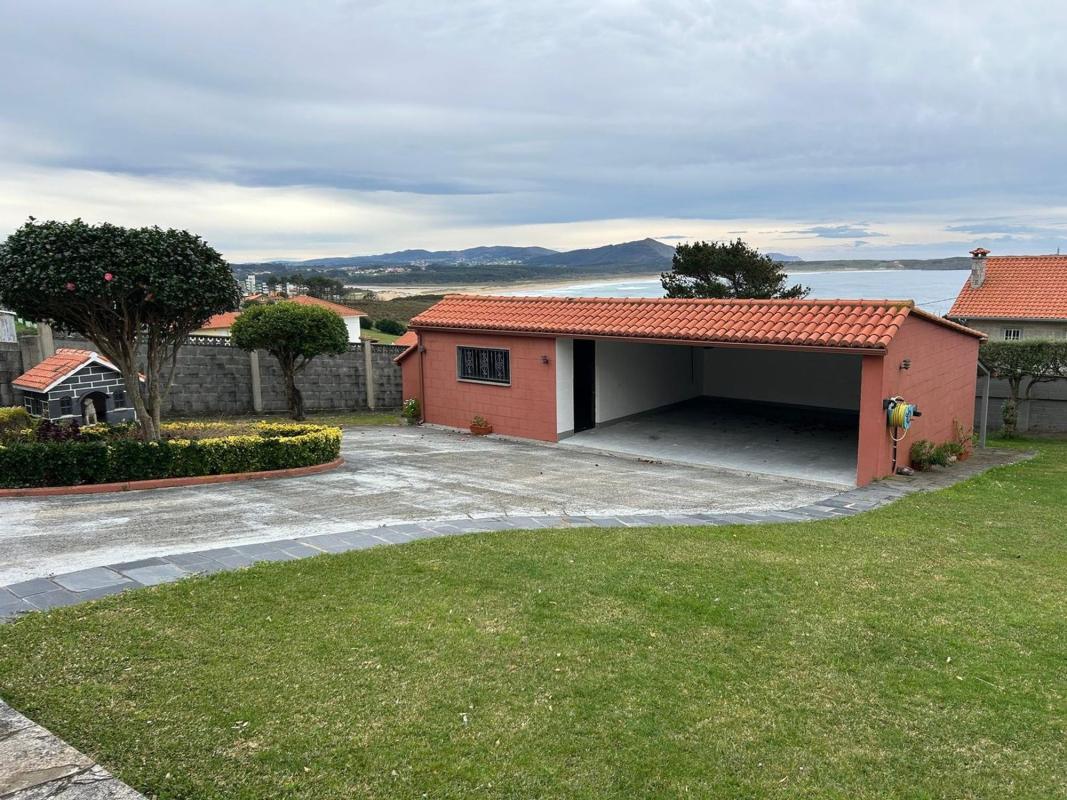 Продажа отдельного шале в Lugar Robaleira, Валдовиño photo 1