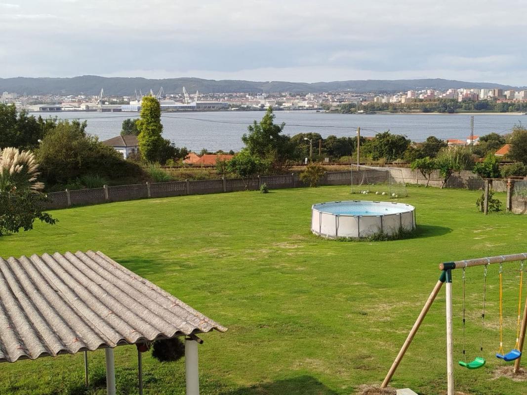 Venta de chalet independiente en Fene, Fene
photo 1