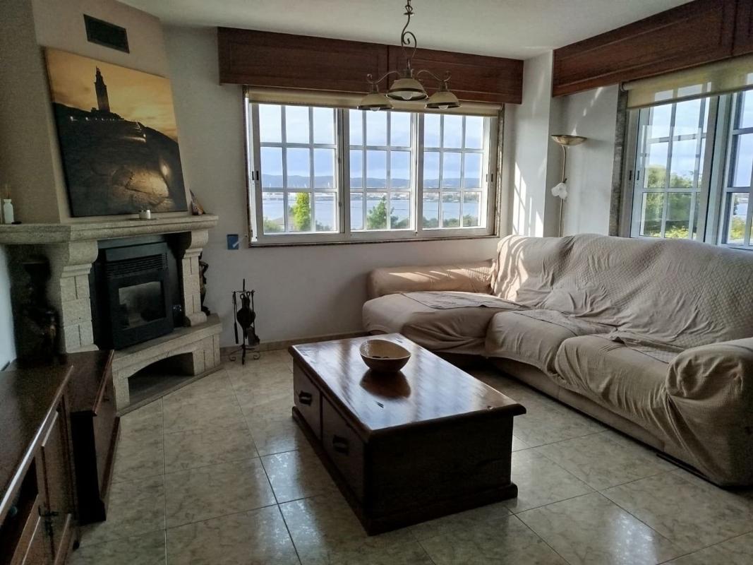 Venta de chalet independiente en Fene, Fene
photo 4