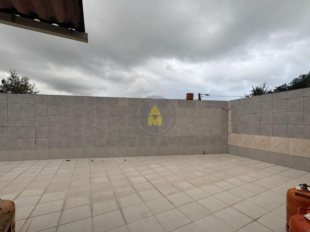 Продажа отдельного шале в  Calle Galan 10, Мугардос photo 5