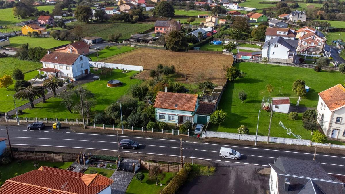 Venta de chalet independiente en Calle Pedreira, 48, Mugardos
 photo 3