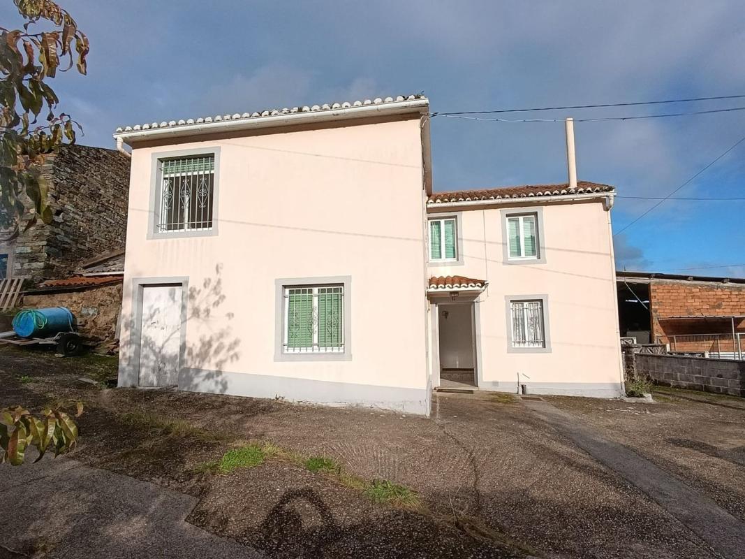 Venta de chalet adosado en Vila do Río, San Román , Cedeira photo 2