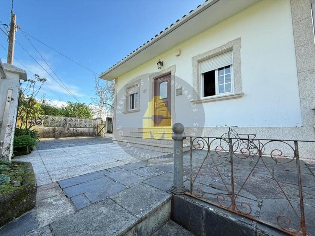 Venta de chalet adosado en Lugar Viladoniga , Ferrol photo 1