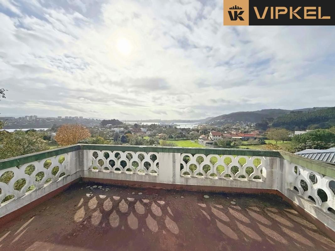 Venta de chalet independiente en Montecuruto Núcleo, Ferrol
 photo 3