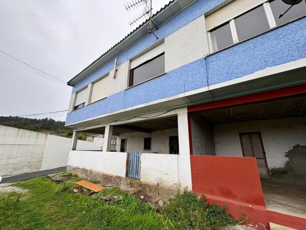 Chalet pareado en Lg Valon Nucleo photo 1