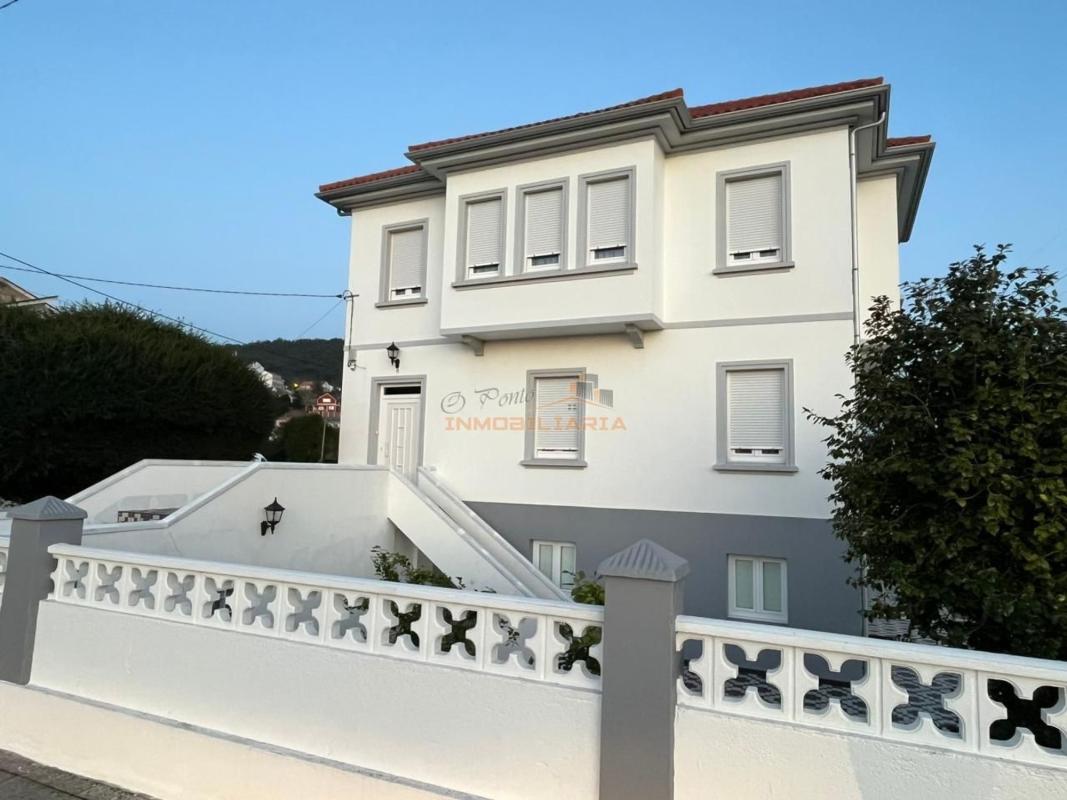 Venta de chalet independiente en Neda, Neda
photo 2