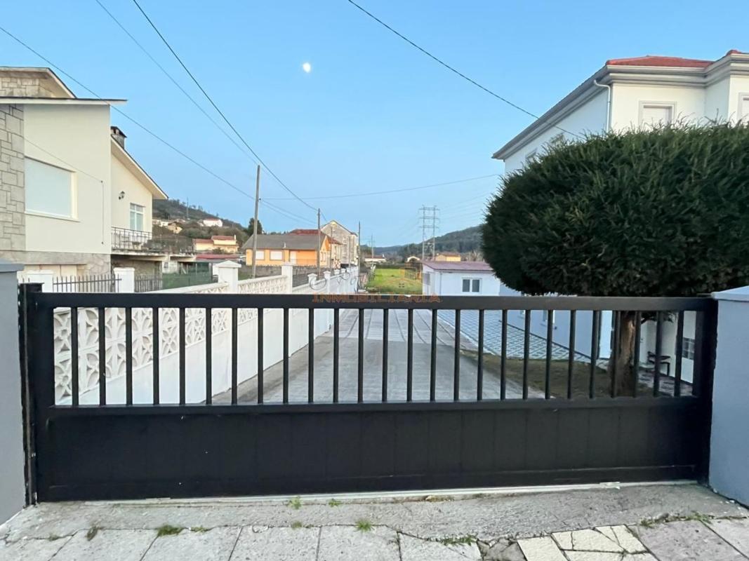 Venta de chalet independiente en Neda, Neda
photo 4