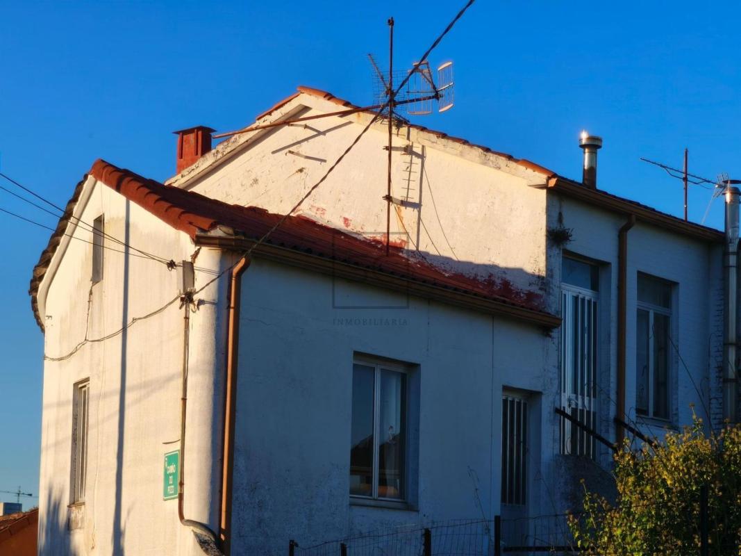 Sale of townhouse in San Juan , Ferrol photo 2