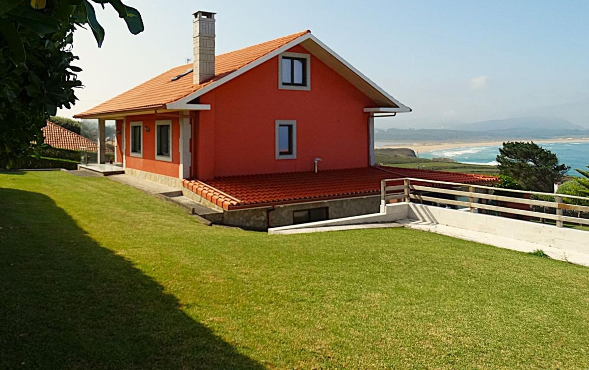Venta de chalet independiente en Valdoviño, Valdoviño
photo 1