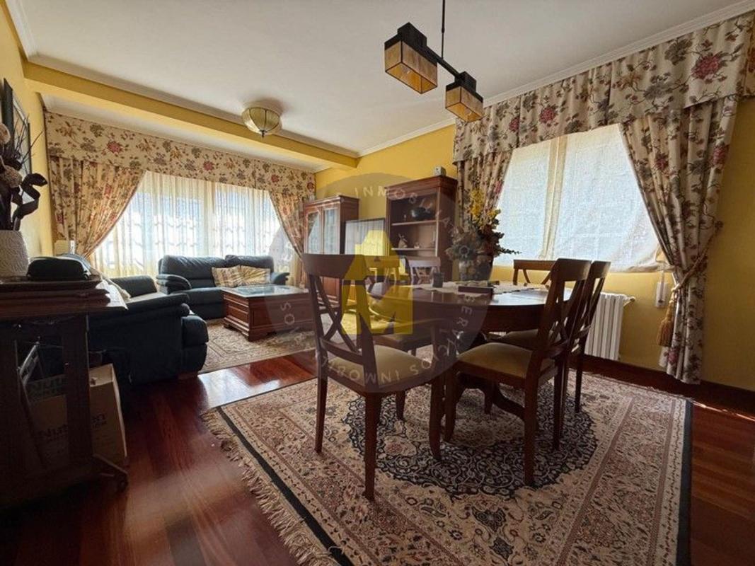 Продажа отдельного шале в  Lugar Seaña, Мугардос photo 4
