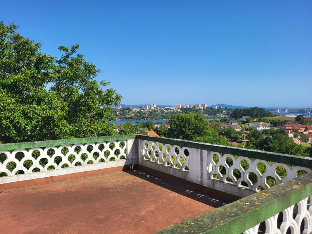 Venta de chalet independiente en Lugar Montecuruto Nucleo, 79, Ferrol
photo 1