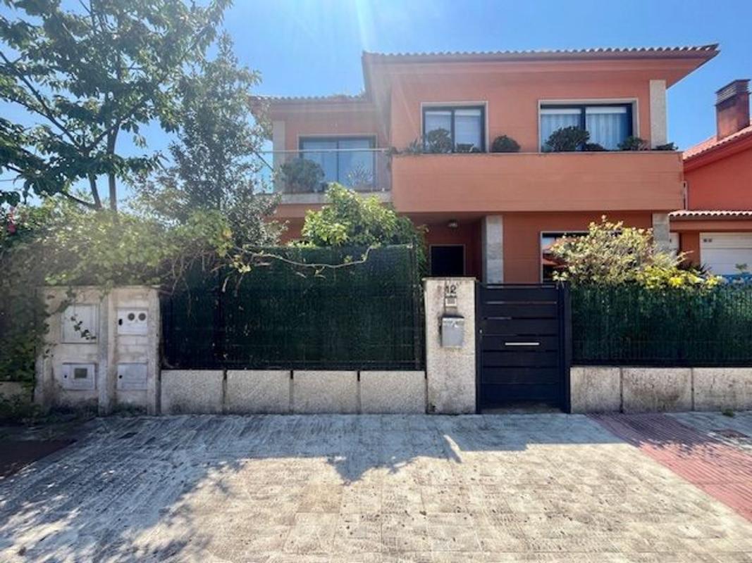 Propiedades en venta y alquiler en España photo 1