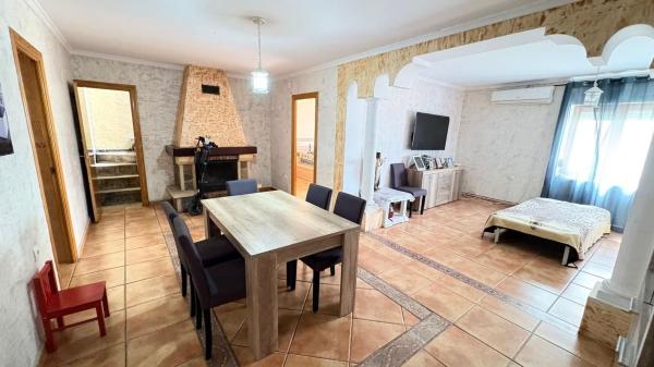 Sale of flat in Sax, Sax
 photo 1